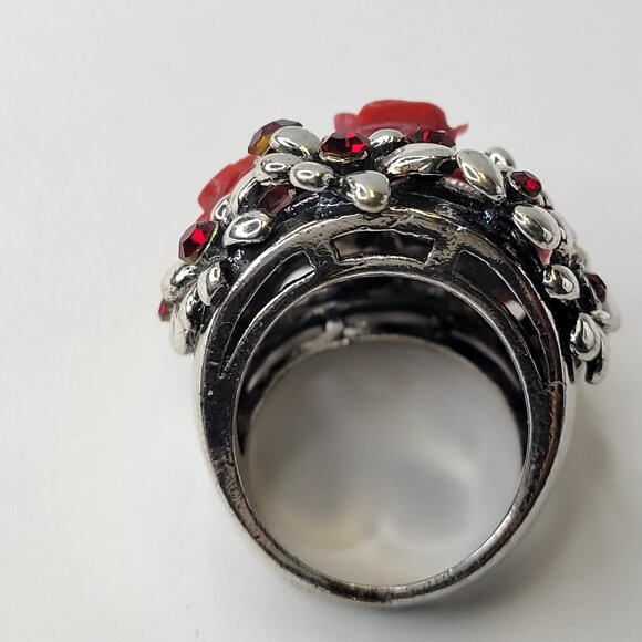 Vintage Red Floral Filigree Ring Silver Tone with Crystals - Picture 4 of 13